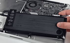 تعویض باتری Macbook Pro 17